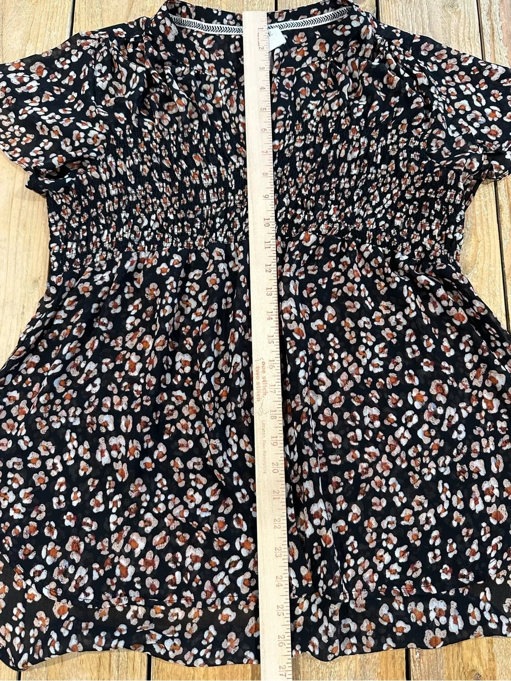 Knox Rose Black Leopard-Print Smocked-Waist Blouse - Picture 12 of 12